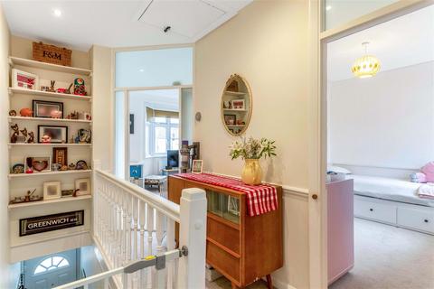 97 Parkview Road, New Eltham, London, SE9 3QR