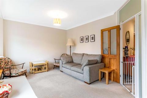 97 Parkview Road, New Eltham, London, SE9 3QR