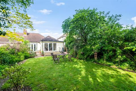 81 Lingfield Crescent, London, SE9 2RJ