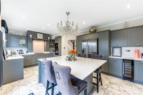 75 Parkview Road, New Eltham, London, SE9 3QR