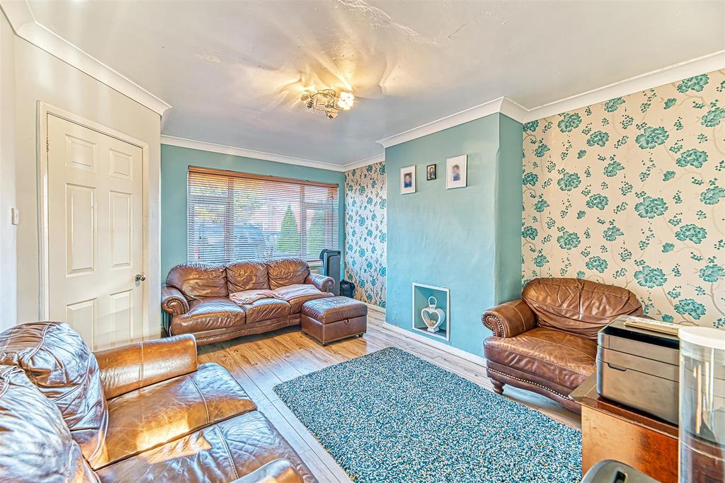 Statham Avenue, Warrington 2 bed property £825 pcm (£190 pw)