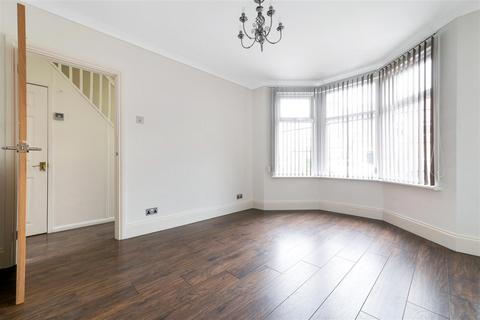 14 Gaitskell Road, London, SE9 2DL