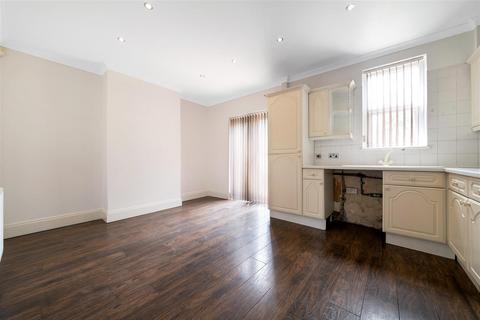 14 Gaitskell Road, London, SE9 2DL