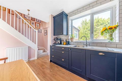 119 Castlecombe Road, London, SE9 4AS