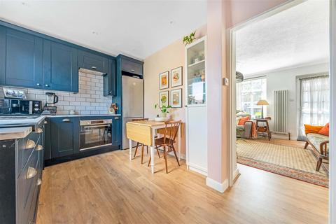 119 Castlecombe Road, London, SE9 4AS