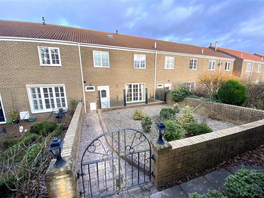 North End, Brandon Village, Durham 3 bed terraced house £1,100 pcm (£