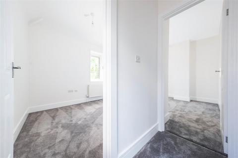 34 Ravensworth Road, London, SE9 4LW