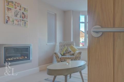 1 Thomas Avenue, Radcliffe On Trent, Nottingham, NG12 2HT