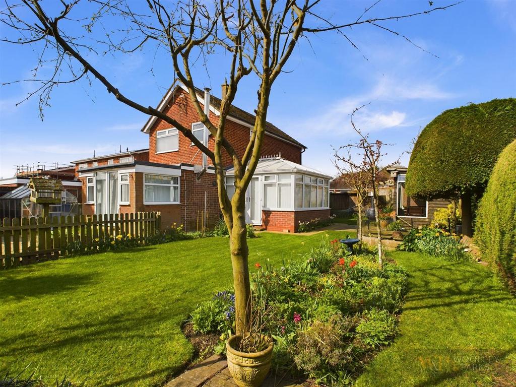 Park Avenue, Driffield 3 bed detached house for sale £275,000
