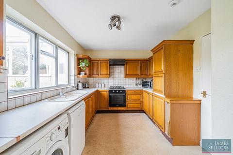 7 Higher Green, Great Glen, Leicester, LE8 9GE