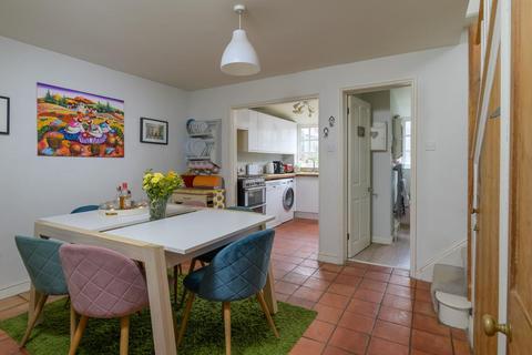 77 Bailbrook Lane, Bath, BA1 7AL