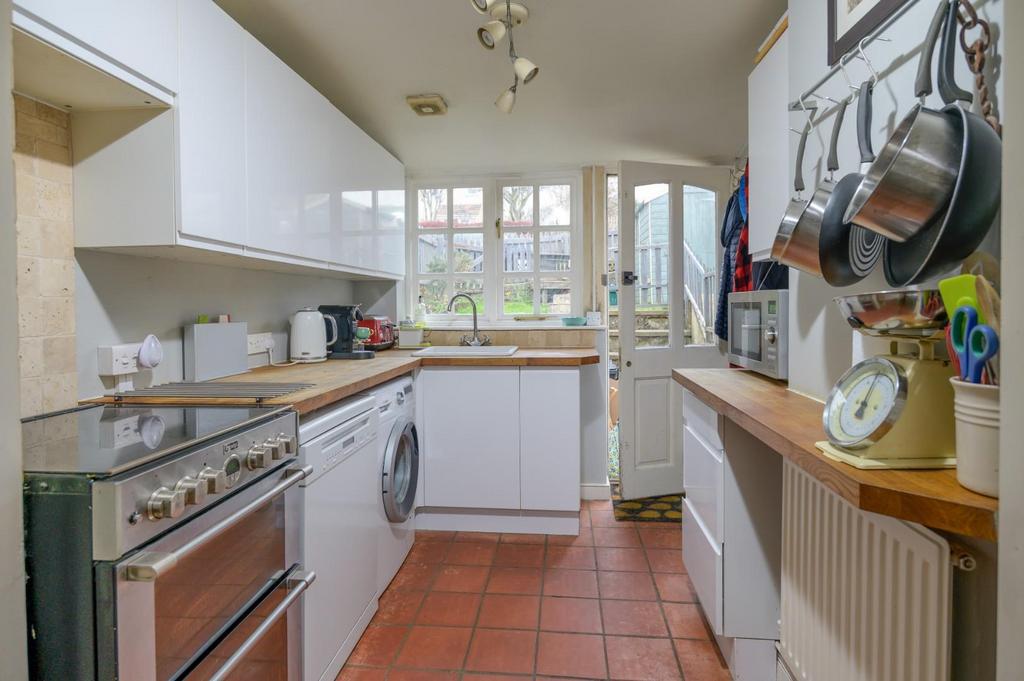 77 Bailbrook Lane-20.jpg