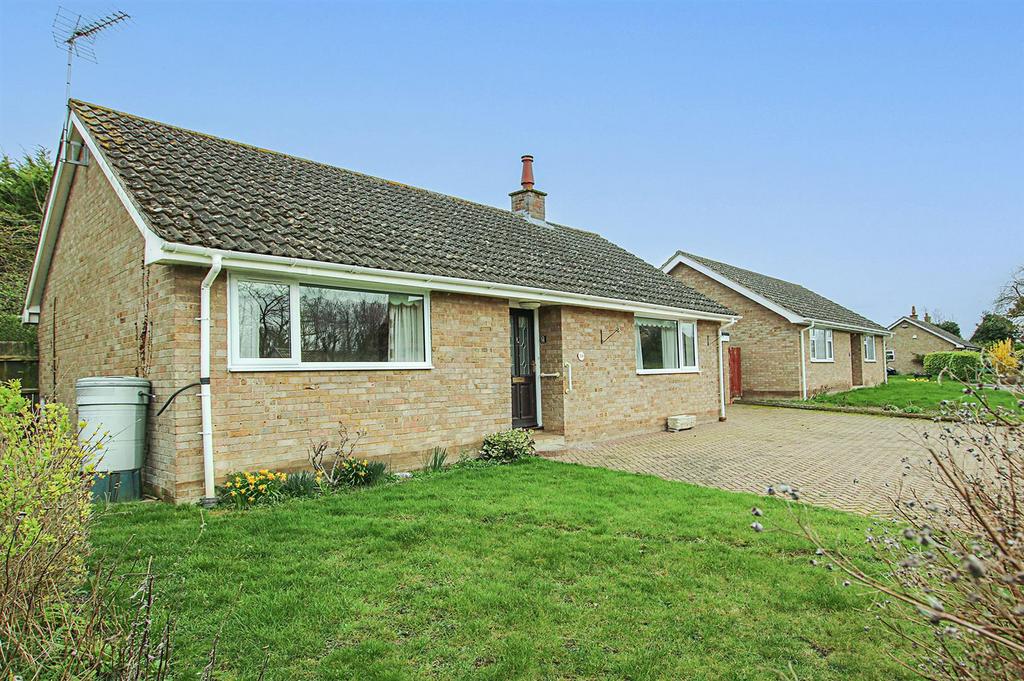 Low Road, Burwell CB25 2 bed detached bungalow for sale £365,000