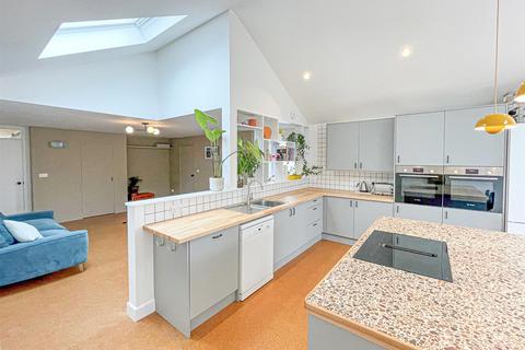 39 Lode Road, Lode, Cambridge, CB25 9ET