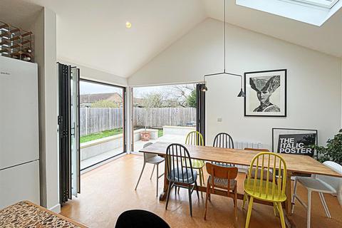 39 Lode Road, Lode, Cambridge, CB25 9ET