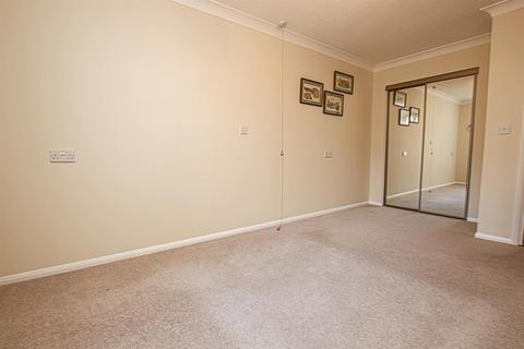 1 bedroom retirement property for sale, Ash Grove, Burwell CB25