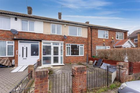 2 bedroom terraced house for sale, Lydsey Close, Slough