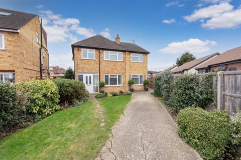 5 bedroom detached house for sale, Brook Path, Cippenham