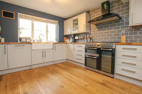9 Bittern Grove, Soham, Ely, CB7 5FR