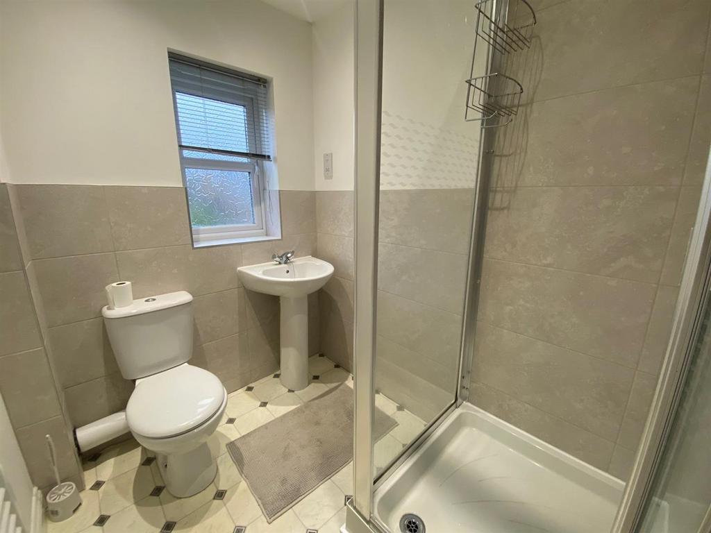 EN SUITE.jpg