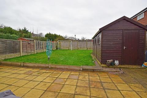 3 bedroom end of terrace house for sale - 9 Lime Grove, Sidemoor, Bromsgrove, Worcestershire, B61 8LX