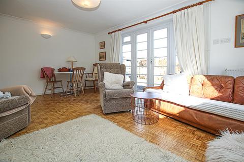 41 Lode Road, Lode, Cambridge, CB25 9ET