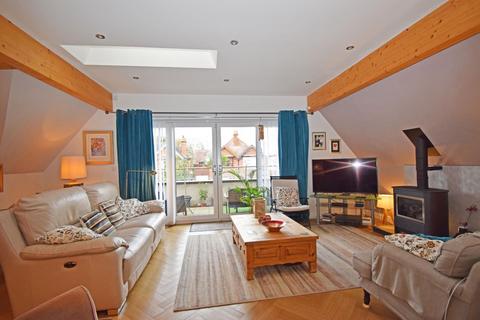 4 bedroom detached house for sale - 28A Stourbridge Road, Bromsgrove, Worcestershire, B61 0AE
