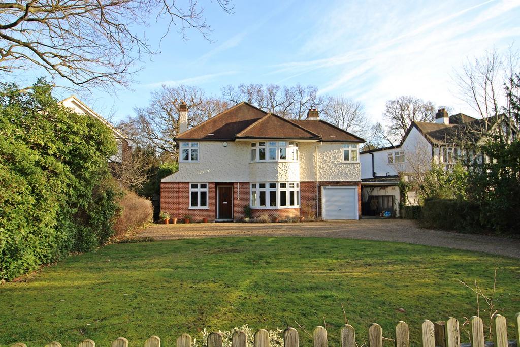 Scotts Lane, Bromley, BR2 4 bed detached house for sale £1,175,000