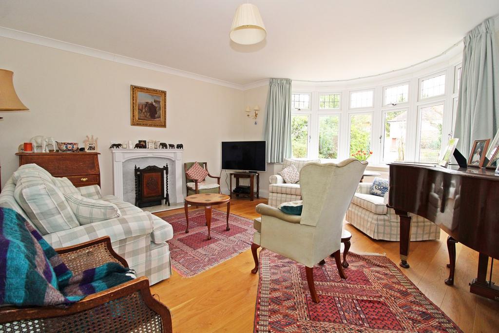 Scotts Lane, Bromley, BR2 4 bed detached house for sale £1,175,000