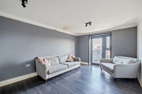 2 bedroom flat for sale - Two Rivers Court, Hatton Road, Bedfont, TW14