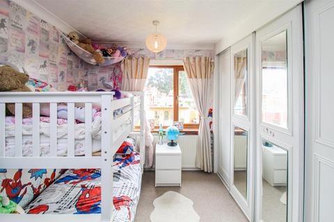 16 Long Causeway, Stanley, Wakefield, WF3 4JA
