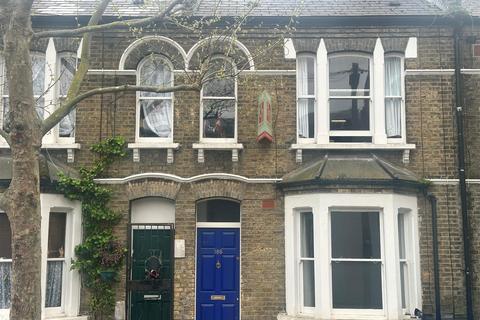 3 bedroom terraced house for sale, Trafalgar Street, London SE17
