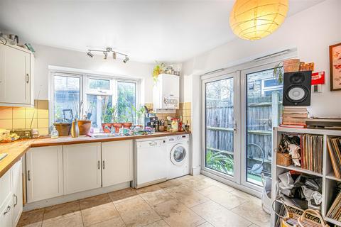 186 Trafalgar Street, London, SE17 2TP