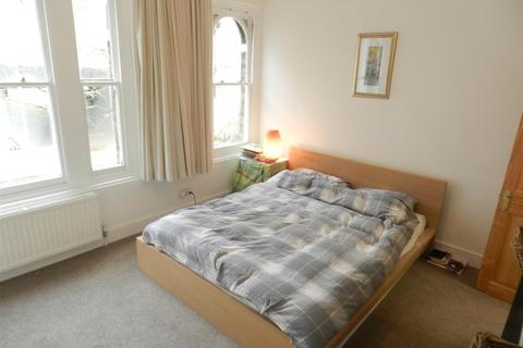 186 Trafalgar Street, London, SE17 2TP