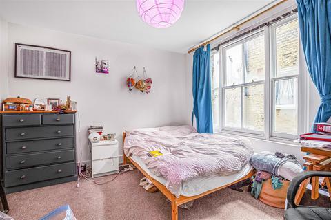 186 Trafalgar Street, London, SE17 2TP