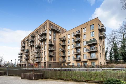 2 bedroom apartment for sale, Grosvenor Court, Adenmore Road, London, SE6 4FE