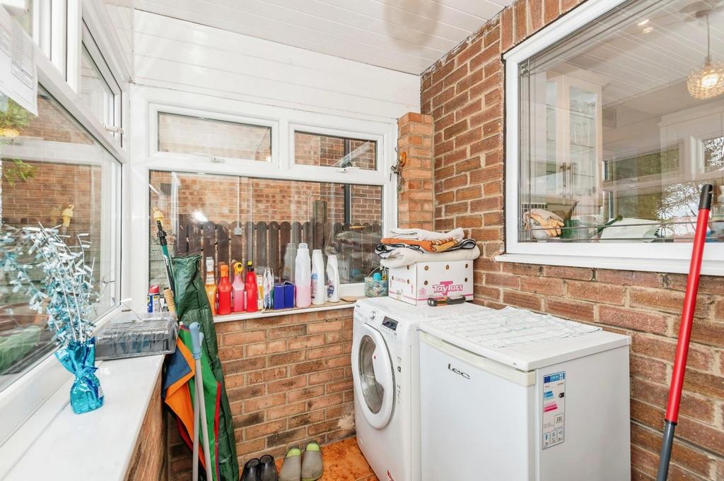 Porch/utility