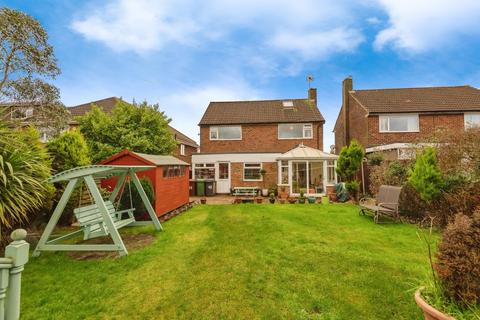 3 bedroom detached house for sale, Rockwood Crescent, Woodhall, LS28 5AD