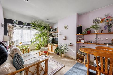110a Beechmount Avenue, London, W7 3AQ