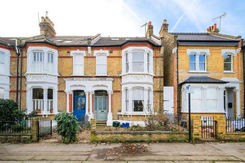20 Spratt Hall Road, London, E11 2RQ