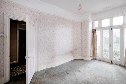 20 Spratt Hall Road, London, E11 2RQ