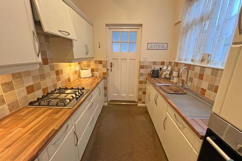 3 bedroom semi-detached house for sale, Hylion Road, West Knighton, Leicester