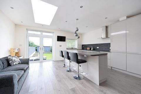 10 Downsview Road, Portslade, Brighton, BN41 2HQ