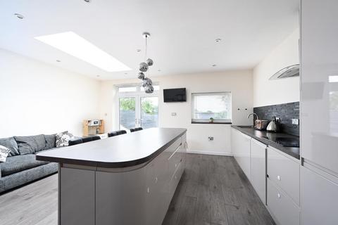10 Downsview Road, Portslade, Brighton, BN41 2HQ