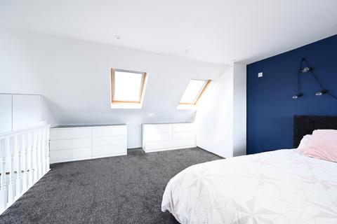 10 Downsview Road, Portslade, Brighton, BN41 2HQ