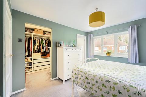 109 Downsway, Southwick, Brighton, BN42 4WE