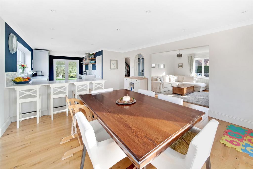 Kitchen/dining area