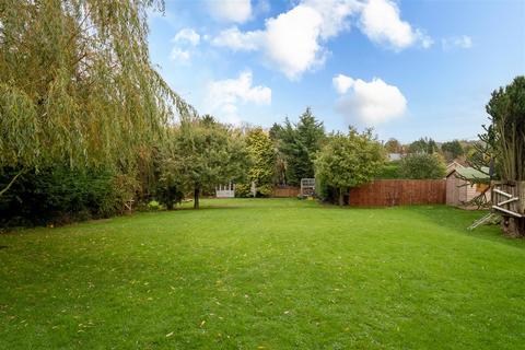 Hilltop Barton Hill, Whitwell, York, YO60 7JZ