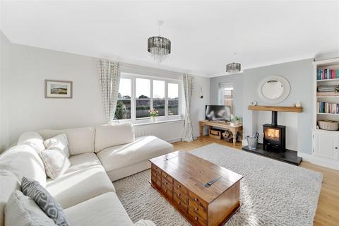 Hilltop Barton Hill, Whitwell, York, YO60 7JZ