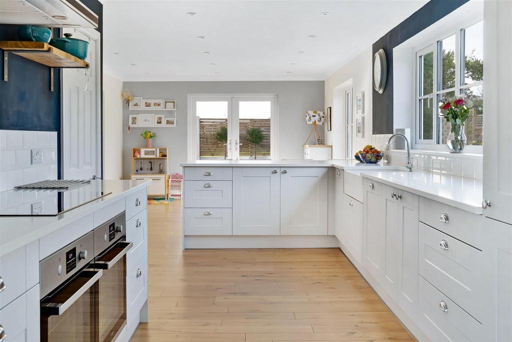 Kitchen/dining area